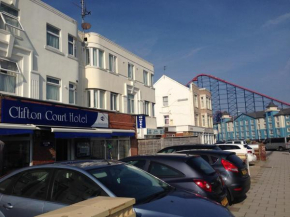  Clifton Court Hotel  Блэкпул